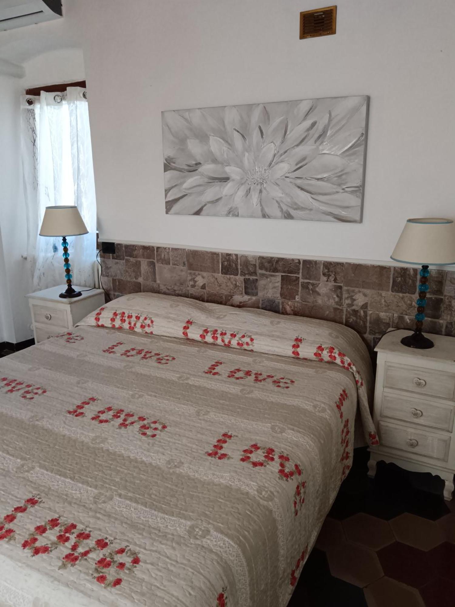 Bed and Breakfast Le Travi à Sarzana Extérieur photo