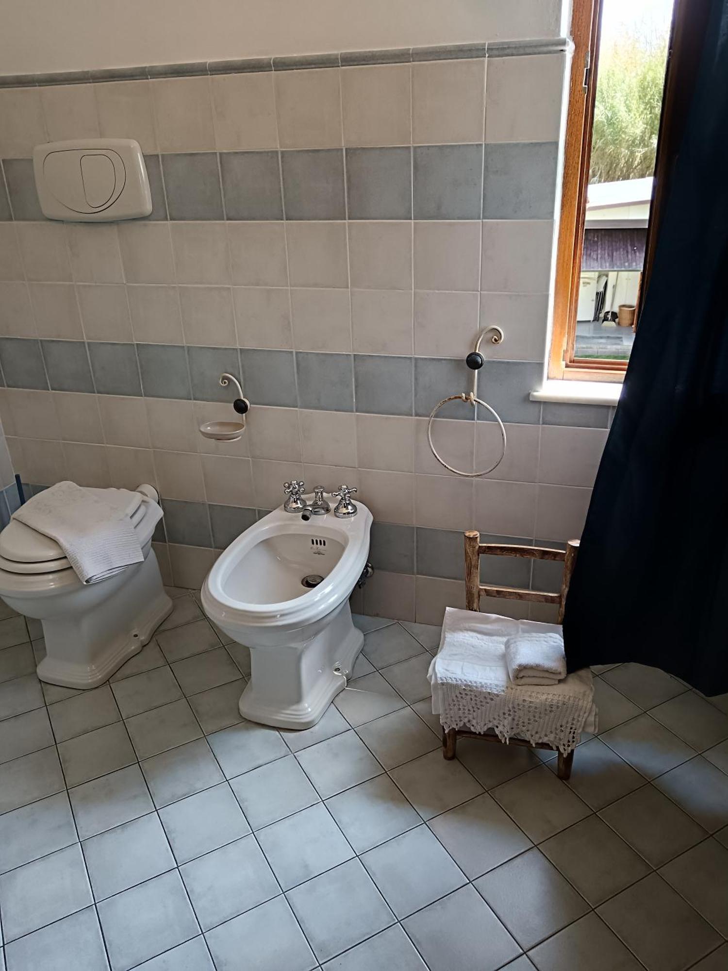 Bed and Breakfast Le Travi à Sarzana Extérieur photo